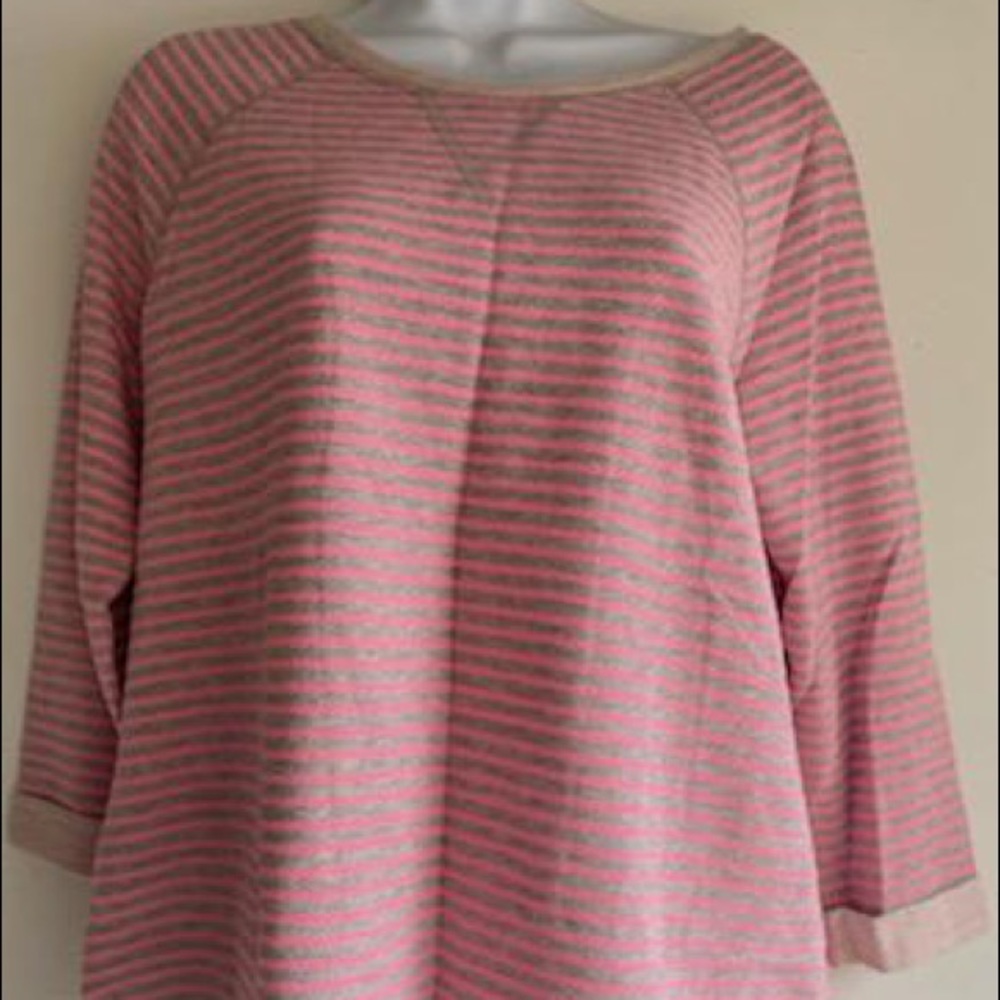 Long sleeve women’s sweater shirt